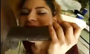 Latina MILF ng’ado k ...